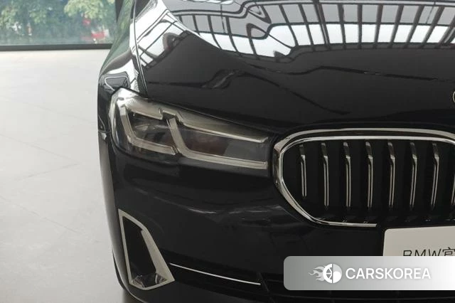 BMW 5 series 2023 Черный из Китая, фото 3
