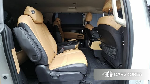 Kia Carnival 4th generation 2023 Белый из Кореи, фото 3