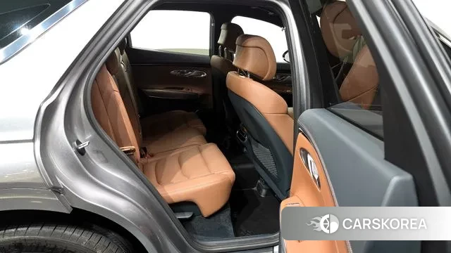 Genesis GV70 2022 Серебристо-серый из Кореи, фото 3