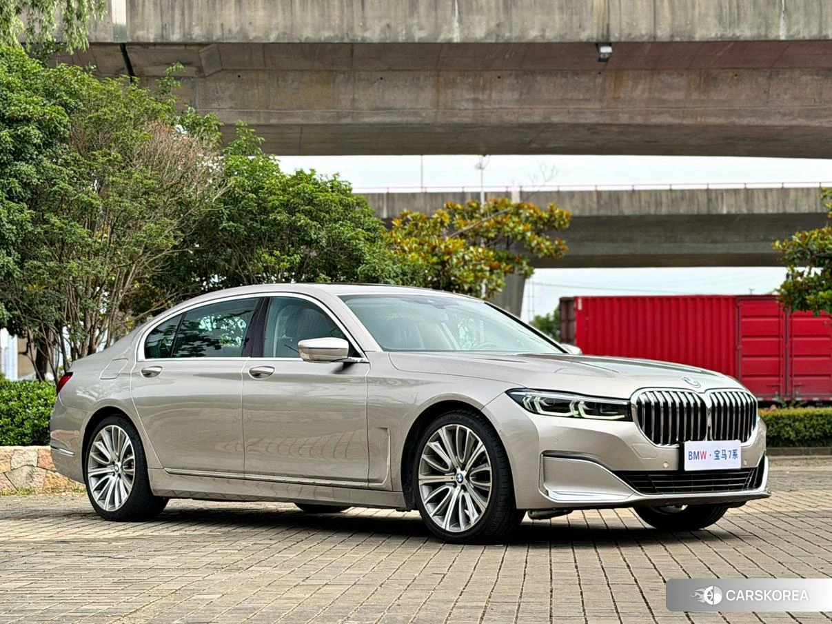 BMW 7 series 2021 Шампань из Китая, фото 3