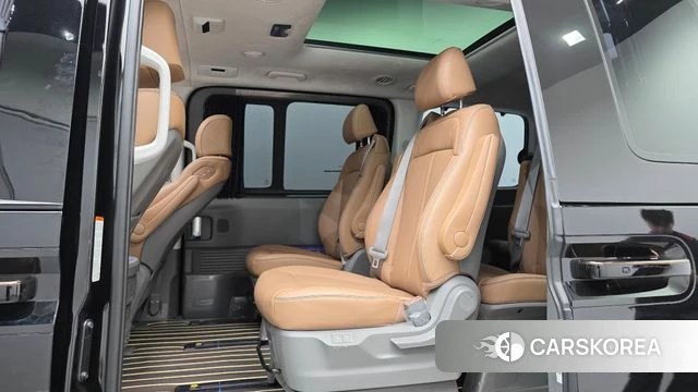 Hyundai Staria 2025 Черный из Кореи, фото 3