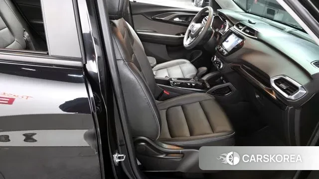 Chevrolet (GM Daewoo) Trailblazer 2021 Черный из Кореи, фото 3