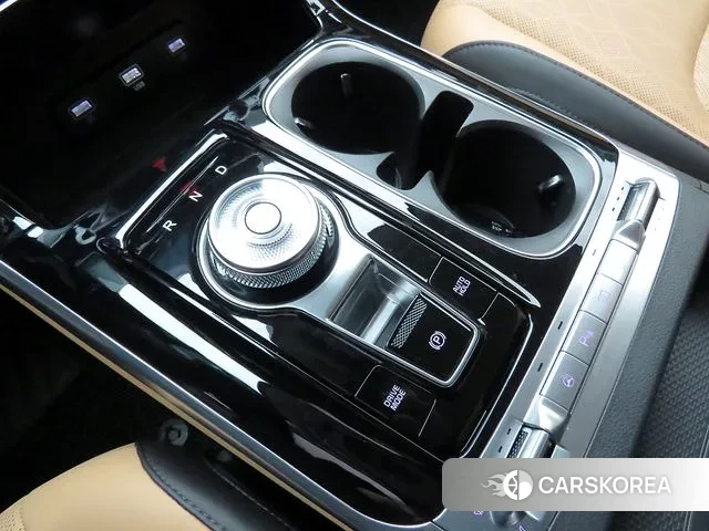 Kia Carnival 4th generation 2023 Белый из Кореи, фото 3