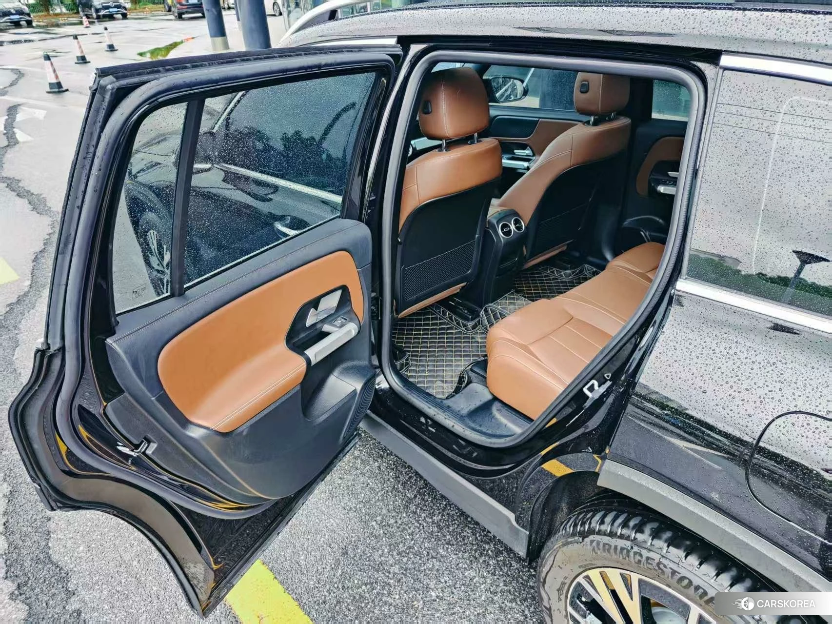 Mercedes-Benz GLB 2025 Черный из Китая, фото 3