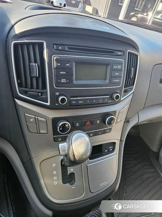 Hyundai The New Grand Starex 2019 Черный из Кореи, фото 3