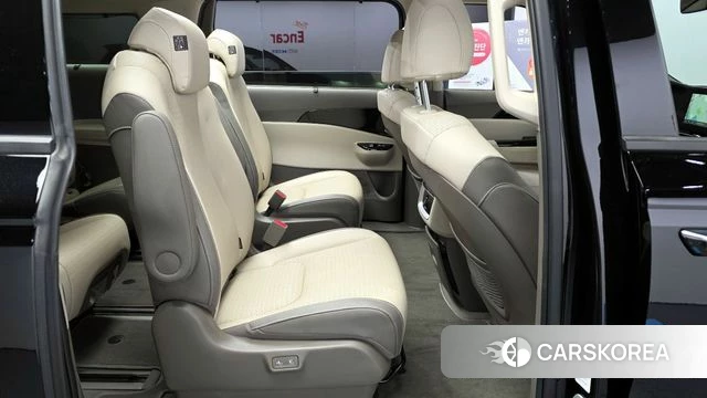 Kia Carnival 4th generation 2023 Черный из Кореи, фото 3