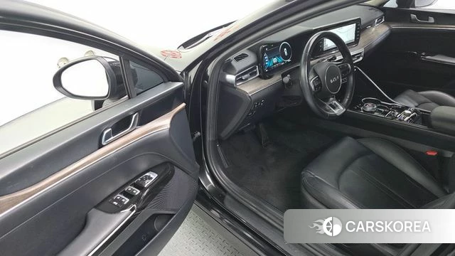 Kia K5 3rd generation 2021 Черный из Кореи, фото 3