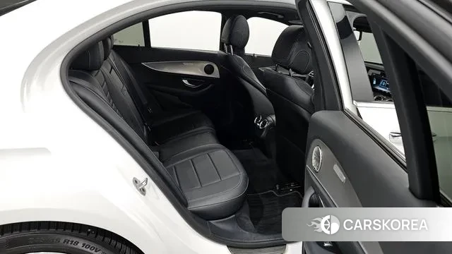 Mercedes-Benz E-Class W213 2018 Белый из Кореи, фото 3