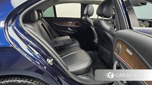 Mercedes-Benz E-Class W213 2019 Синий из Кореи, фото 3