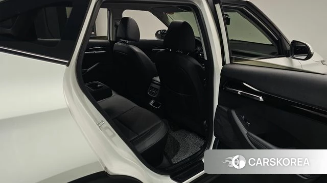 Kia Seltos 2021 Белый из Кореи, фото 3