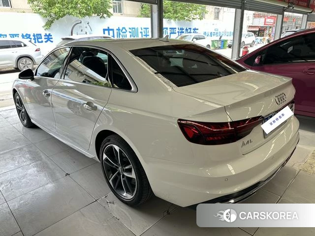 Audi A4L 2021 Белый из Китая, фото 3