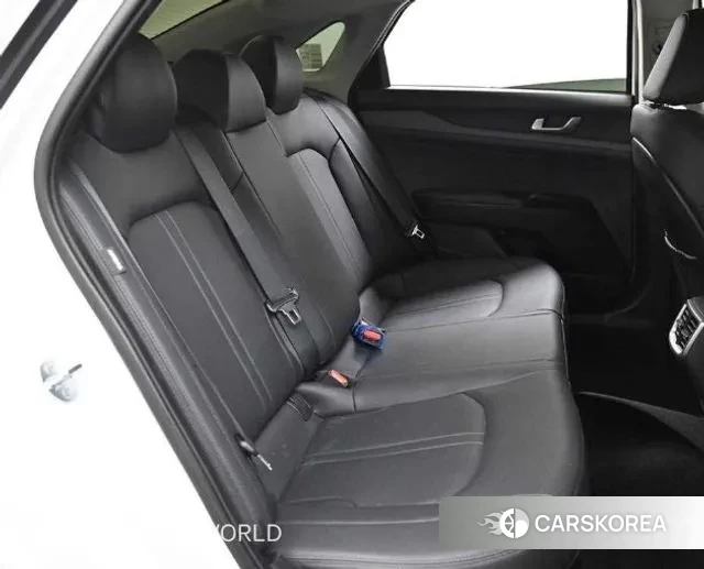 Kia The New K5 3rd generation 2024 Белый из Кореи, фото 3