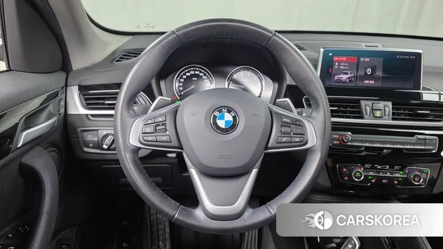 BMW X1 (F48) 2022 Черный из Кореи, фото 3