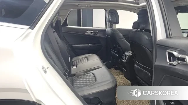 Kia Sportage 5th Generation Hybrid 2022 Белый из Кореи, фото 3