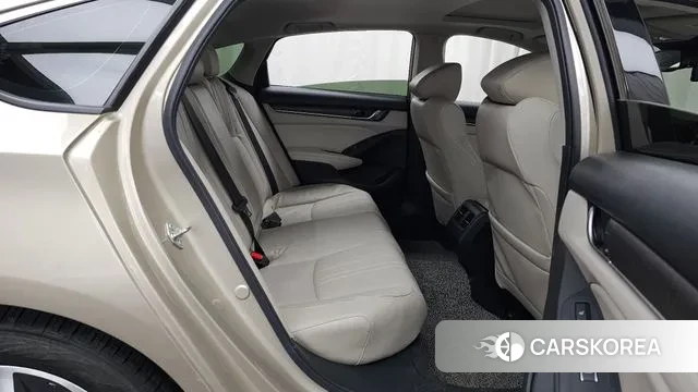 Honda Accord 10th Generation 2018 Золотой из Кореи, фото 3