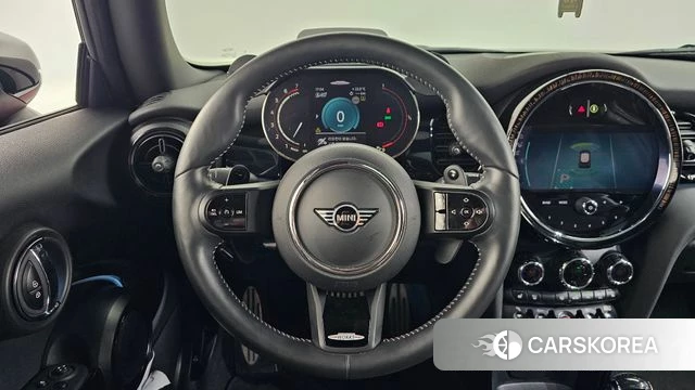 Mini Cooper S 2022 Красный из Кореи, фото 3