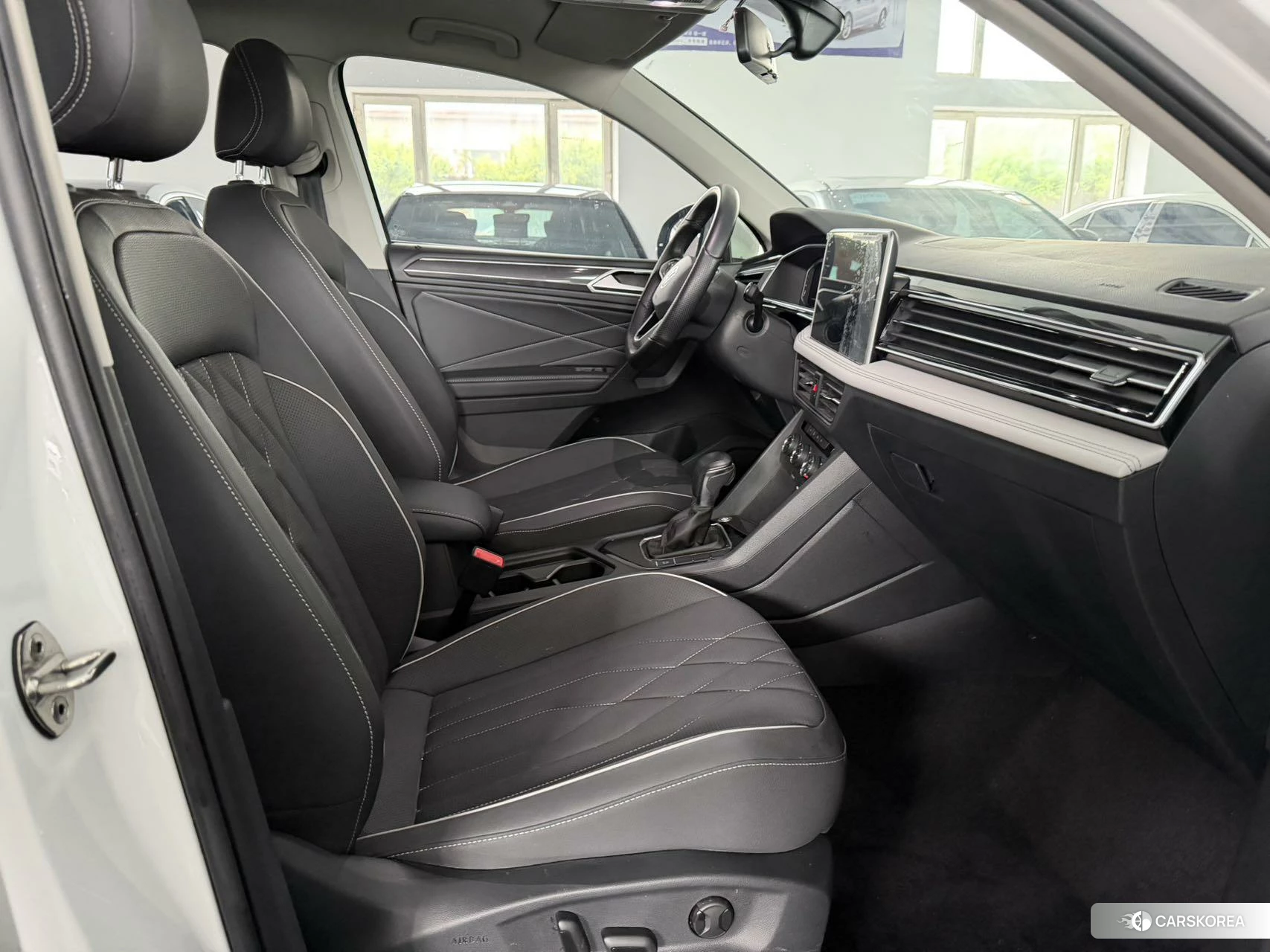 Volkswagen Tiguan L 2022 Белый из Китая, фото 3