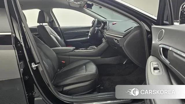 Hyundai Sonata (DN8) 2022 Черный из Кореи, фото 3