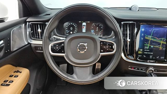 Volvo S60 3rd generation 2019 Белый из Кореи, фото 3