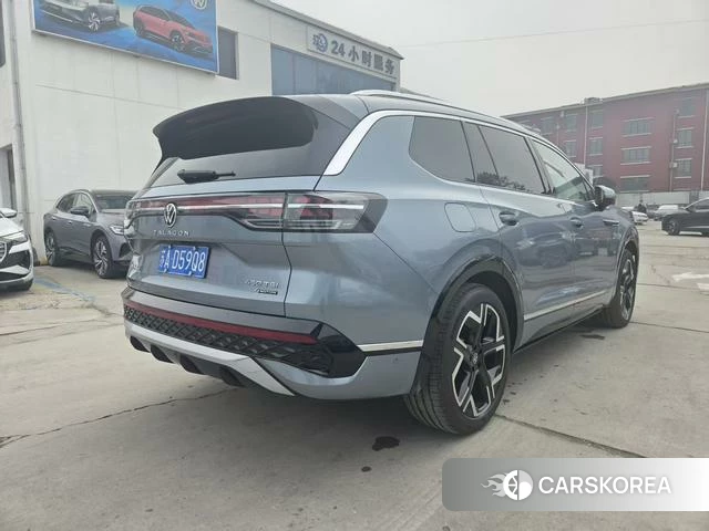 Volkswagen Lanjing 2025 Синий из Китая, фото 3