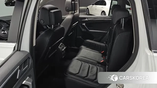 Volkswagen Tiguan second Generation 2020 Белый из Кореи, фото 3