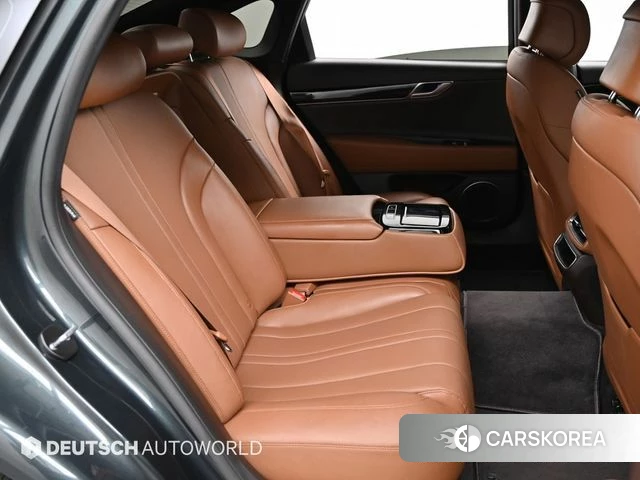 Genesis G80 (RG3) 2023 Темно-зеленый из Кореи, фото 3