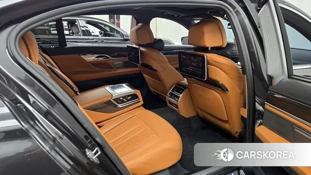 BMW 7 Series (G11) 2020 Серый из Кореи, фото 3