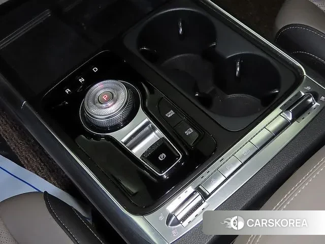 Kia The New Carnival 4th Generation 2024 Черный из Кореи, фото 3