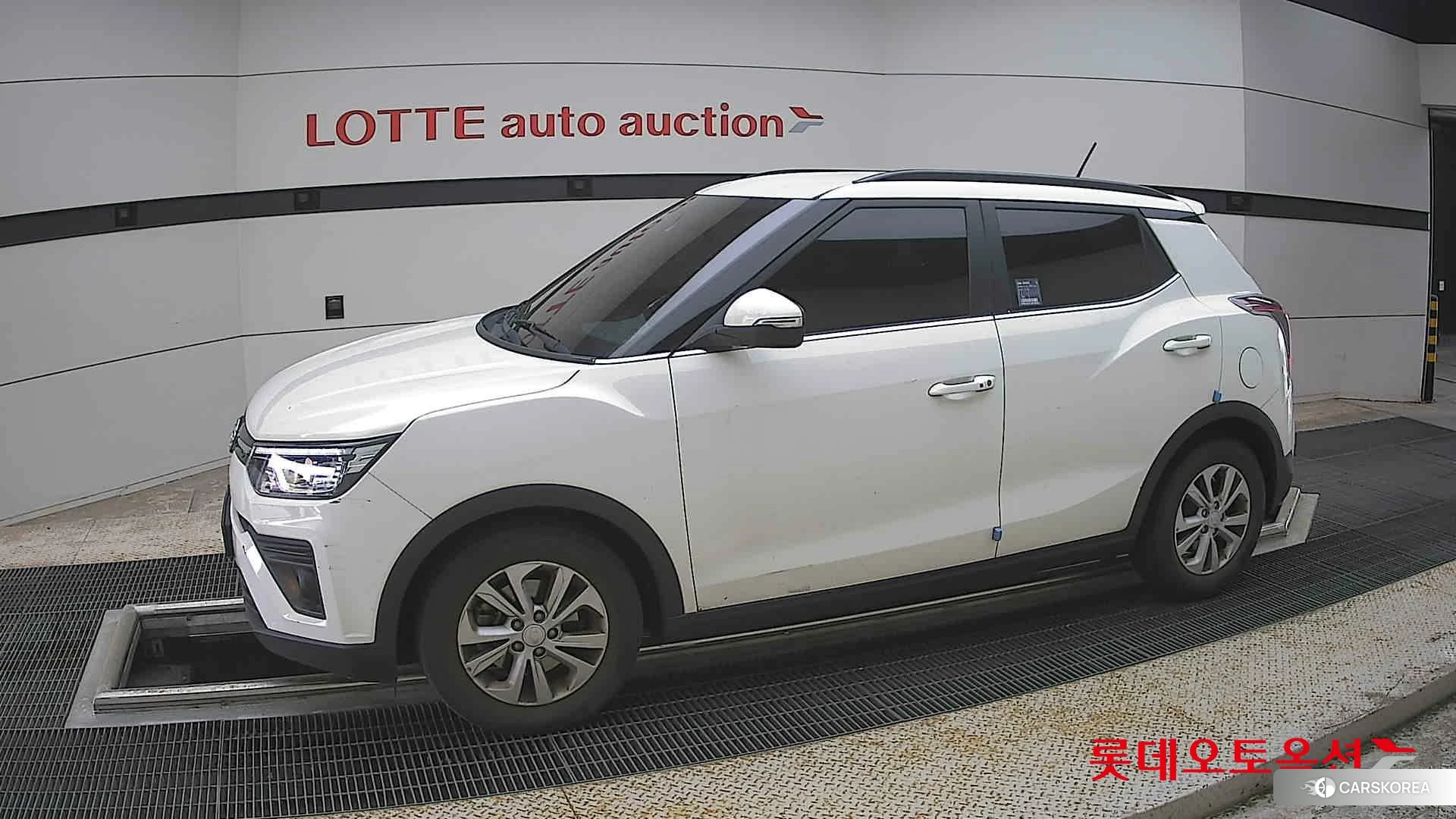 SsangYong Tivoli 2021 Grand White из Кореи, фото 3