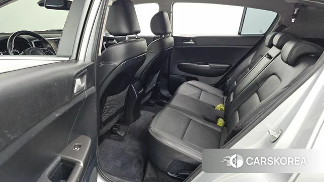 Kia Sportage The Bold 2021 Серебряный из Кореи, фото 3