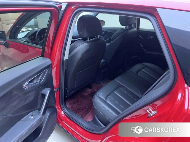 Audi Q2L 2022 Красный из Китая, фото 3