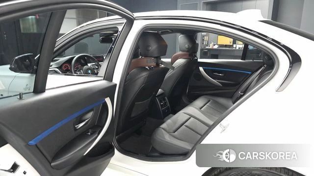 BMW 3 Series (F30) 2018 Белый из Кореи, фото 3
