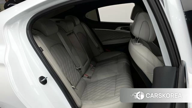 Genesis The New G70 2022 Белый из Кореи, фото 3