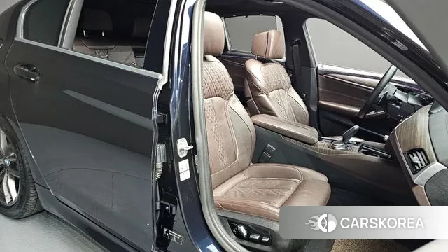 BMW 5 Series (G30) 2020 Черный из Кореи, фото 3