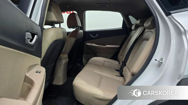 Hyundai Kona 2018 Белый из Кореи, фото 3