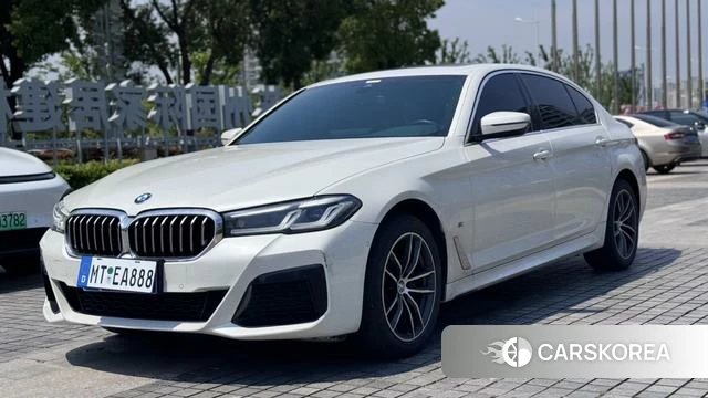 BMW 5 series 2023 Белый из Китая, фото 3