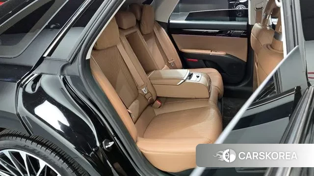 Hyundai Grandeur Hybrid (GN7) 2023 Черный из Кореи, фото 3