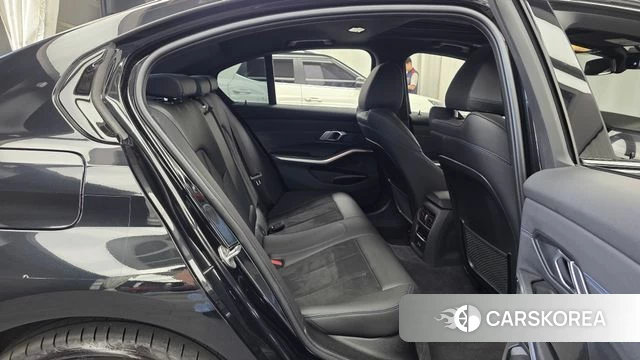 BMW 3 Series (G20) 2022 Черный из Кореи, фото 3