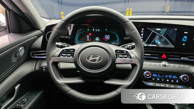 Hyundai The New Avante (CN7) 2024 Белый из Кореи, фото 3