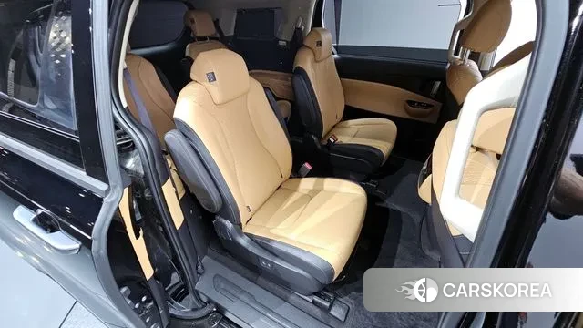 Kia Carnival 4th generation 2023 Черный из Кореи, фото 3