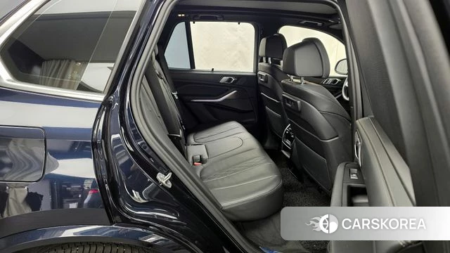 BMW X5 (G05) 2023 Черный из Кореи, фото 3