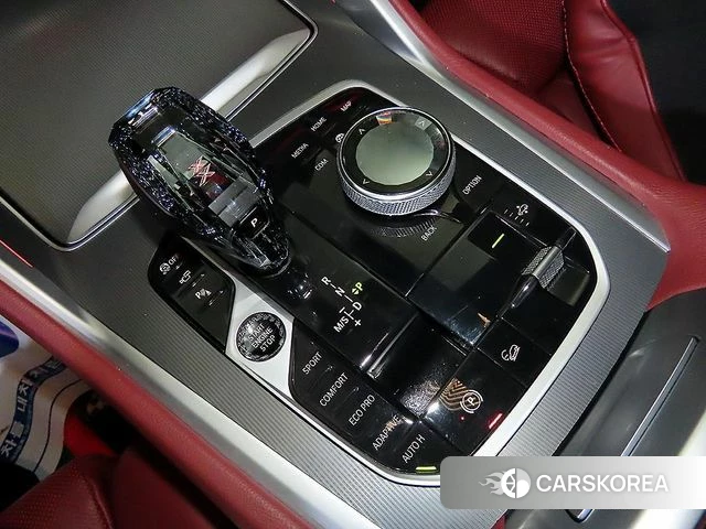 BMW X6 (G06) 2021 Белый из Кореи, фото 3