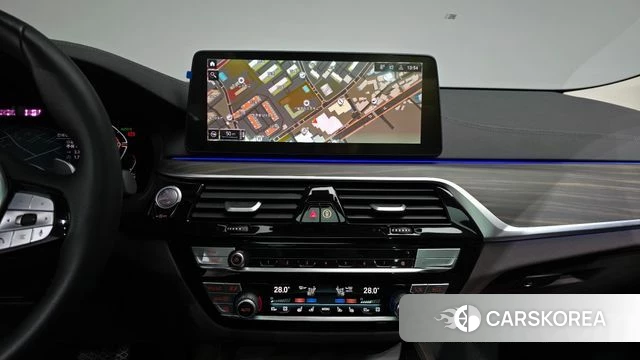 BMW 6 Series GT (G32) 2022 Белый из Кореи, фото 3