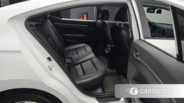 Hyundai Avante AD 2018 Белый из Кореи, фото 3