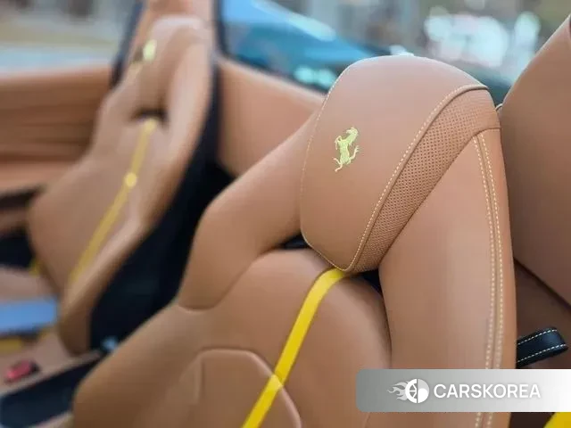 Ferrari F8 Spider 2022 Темно-зеленый из Кореи, фото 3