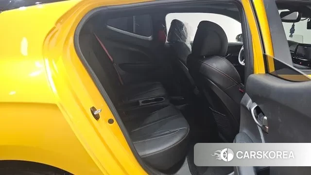 Hyundai Veloster (JS) 2019 Желтый из Кореи, фото 3