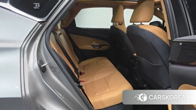 Lexus NX350h Second generation 2025 Серый из Кореи, фото 3