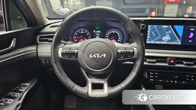 Kia K5 3rd generation 2022 Черный из Кореи, фото 3