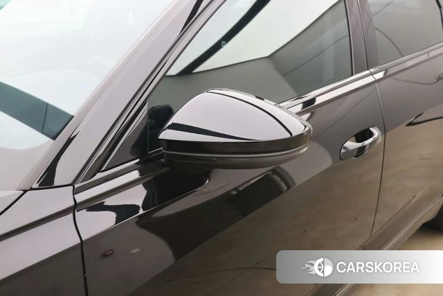 Audi A6 (import) 2024 Черный из Китая, фото 3