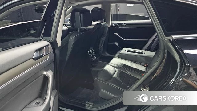 Volkswagen Arteon 2019 Черный из Кореи, фото 3